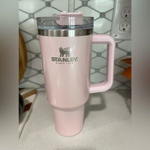 Stanley cup Target exclusive! Pink